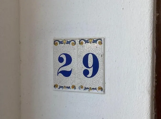 Sta. Eulalia Mar A29 公寓